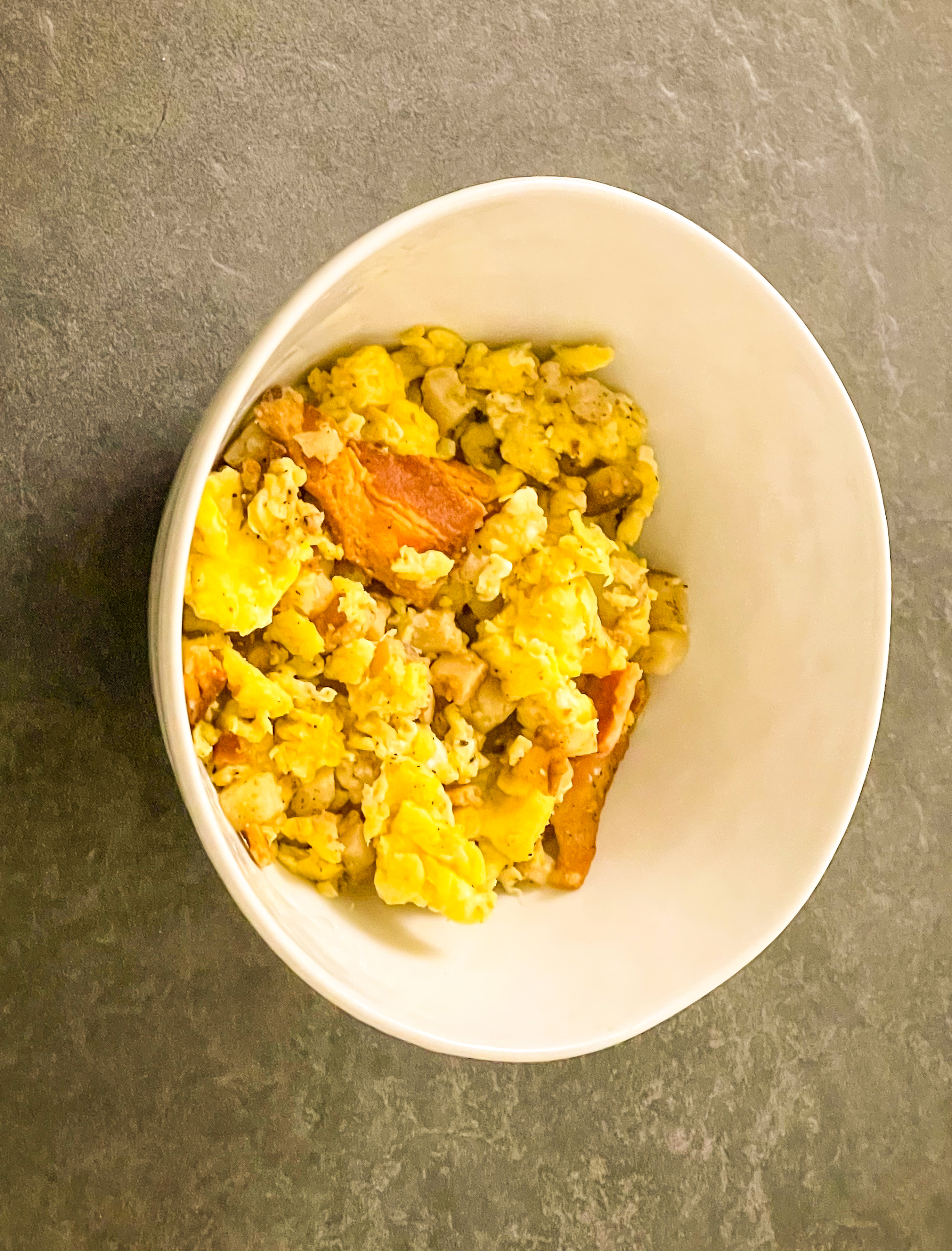 Eggs, bacon, and home fries